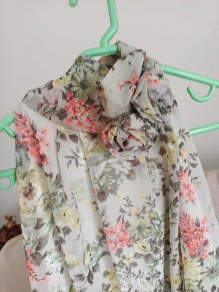 Çiçek Desenli Uzun Hamile Bluzu - Görsel 2