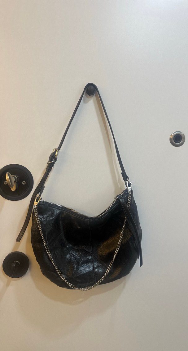 Siyah Deri Zincir Detaylı Biker Çanta - Görsel 2