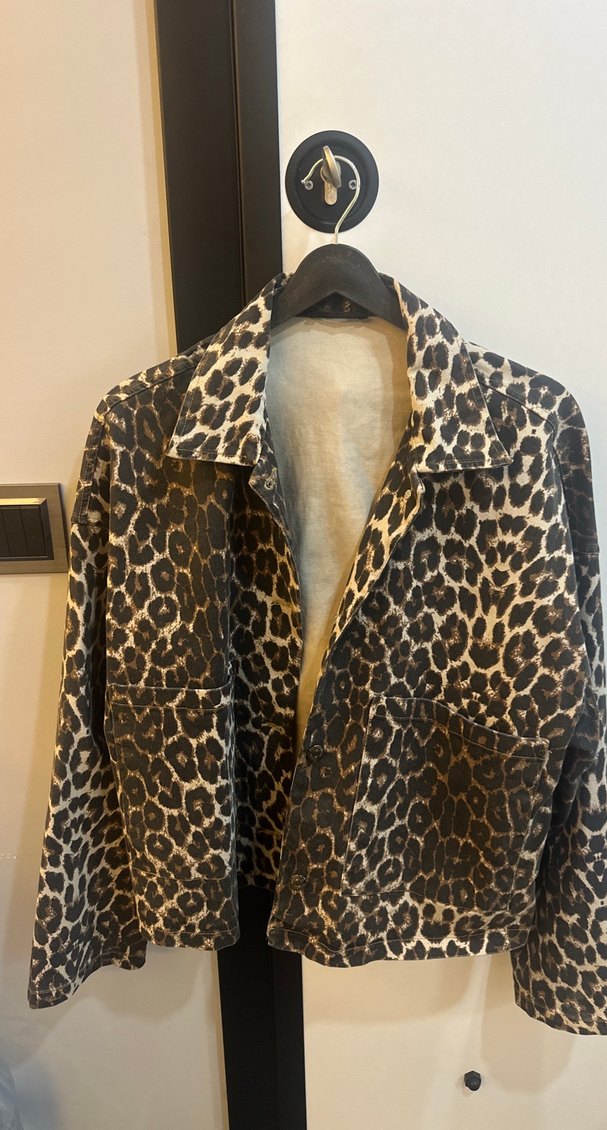 Leopar Desenli Kadın Midi Kaban - Görsel 3