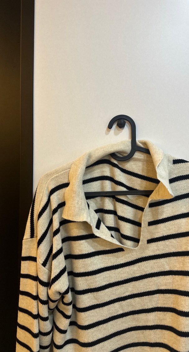 Bej Siyah Çizgili Örgü Kadın Kazak - Görsel 2