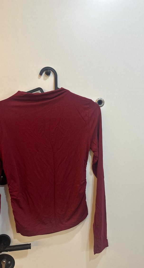 Bordo Yüksek Yakalı Uzun Kollu Kadın Gömlek - Görsel 2