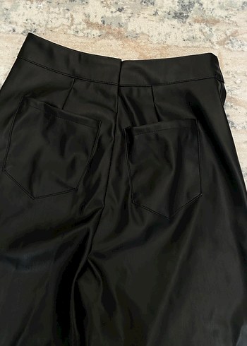 Siyah Parlak wide leg deri pantolon - Görsel 2