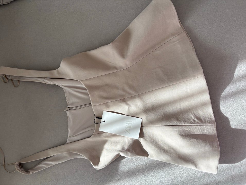 zara bej rengi etiketli bluz - Görsel 2