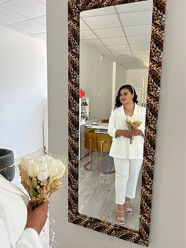 Gelin çiçeği