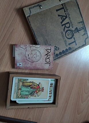 Tarot kartları (cep kitabıyla birlikte) + tarot kitabı(cep kitab