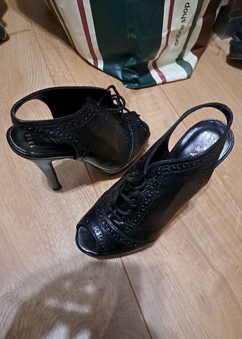Diğer Siyah Gotik Stiletto