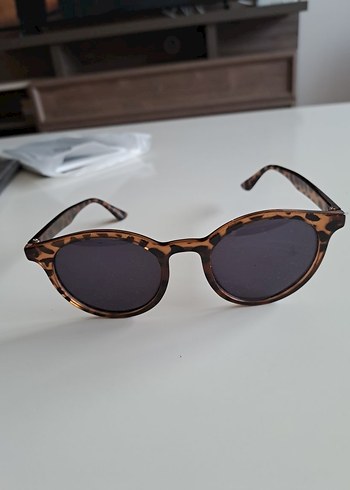 Kahverengi Transparan Minimalist Kadın Güneş Gözlüğü