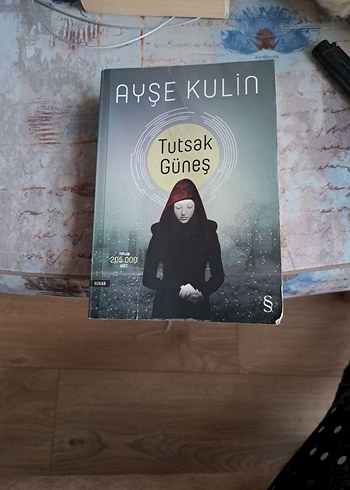 Tutsak Güneş - Ayşe Kulin