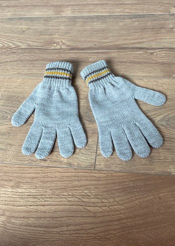 Erkek Çocuk Gri Örgü Eldiven - Görsel 2