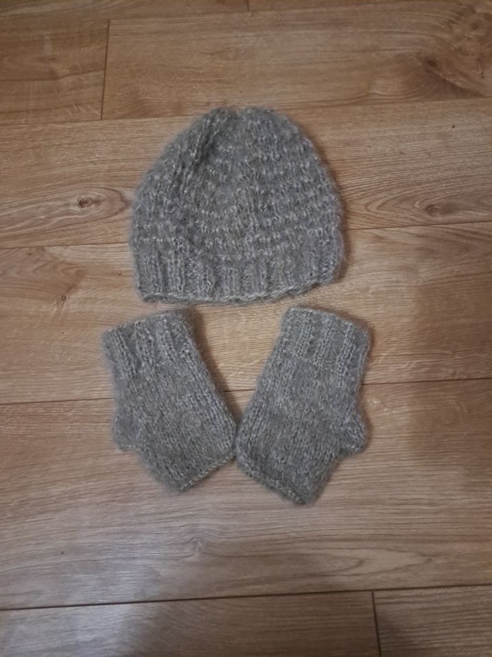 Bej Örgü Kadın Bere ve Eldiven Seti - Görsel 4