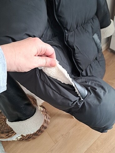 l Beden siyah Renk Kollar deri yaka peluş kaban