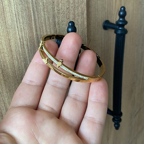 Bayan kelepçe bileklik