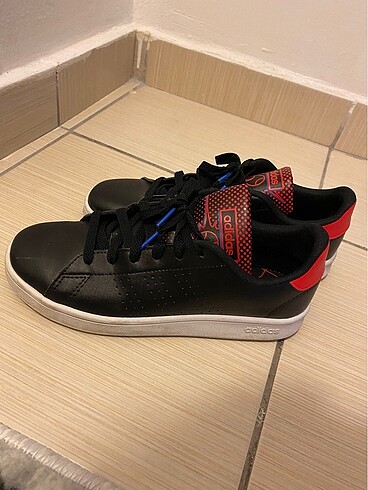 Adidas ayakkabı