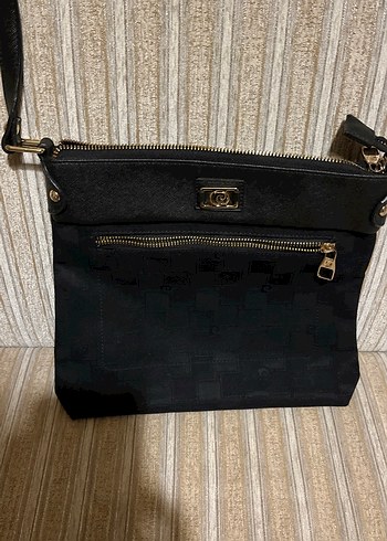 Siyah Deri Tokalı Kadın Çanta - Görsel 2