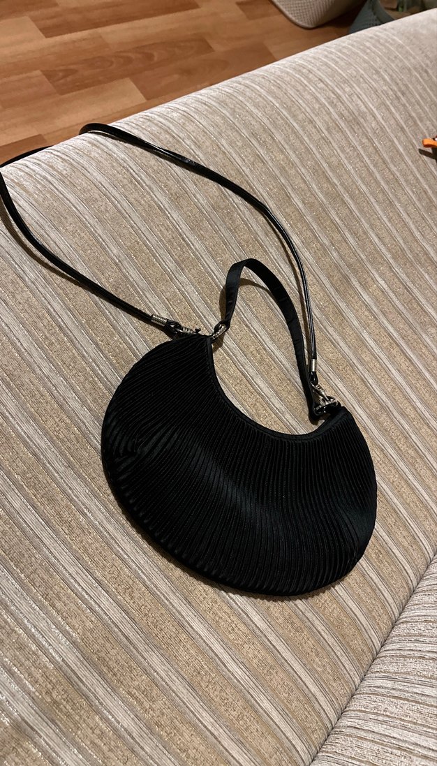 Klasik Siyah Pilili Kadın Çanta - Görsel 2