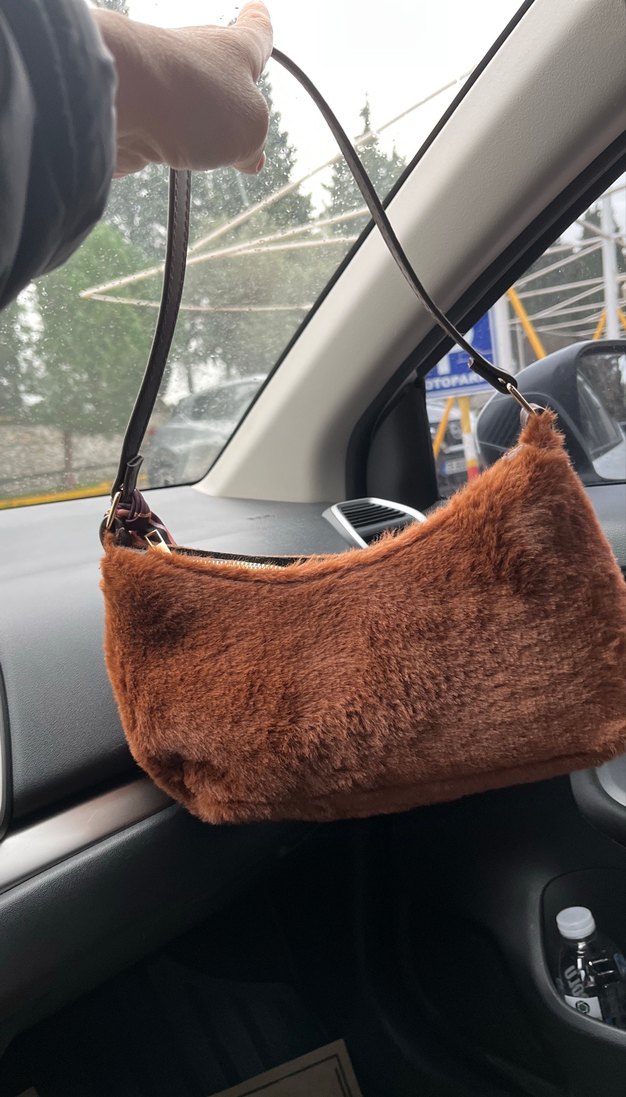 Kahverengi Süet Tüylü Kadın Omuz Çantası - Görsel 3