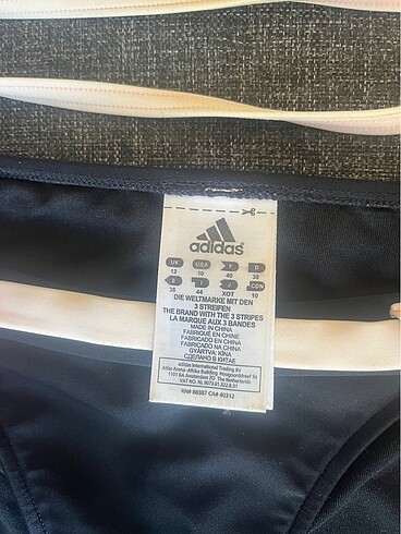 m Beden Adidas marka bikini