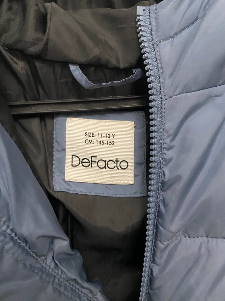 Gri Kapüşonlu Erkek Çocuk Mont - Görsel 5