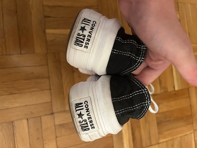38 Beden siyah Renk Converse