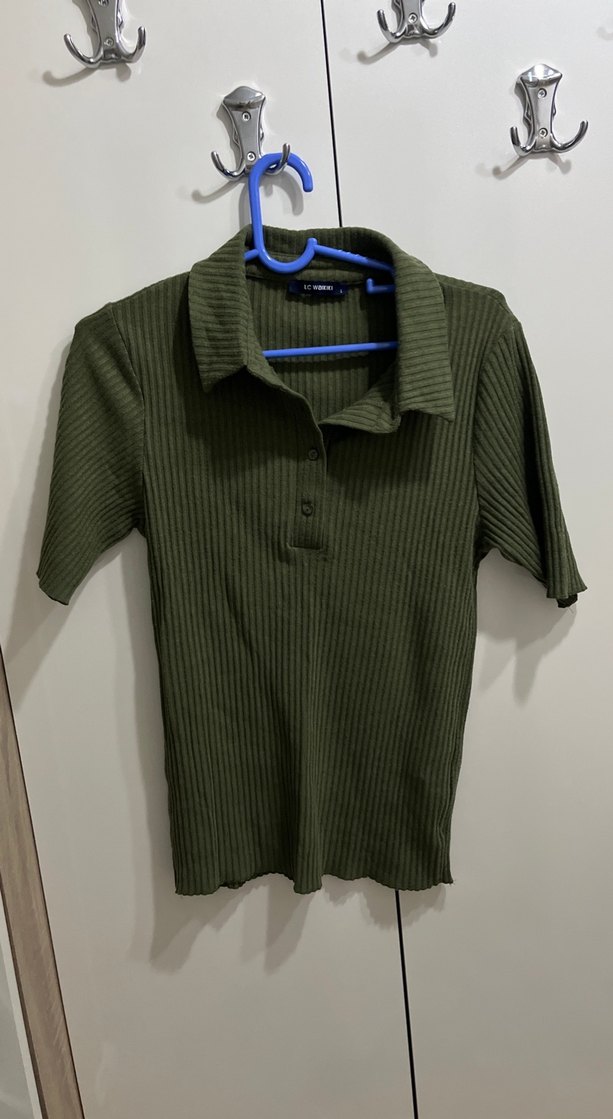 Düğmeli Koyu Yeşil Erkek Polo Tişört - Görsel 3