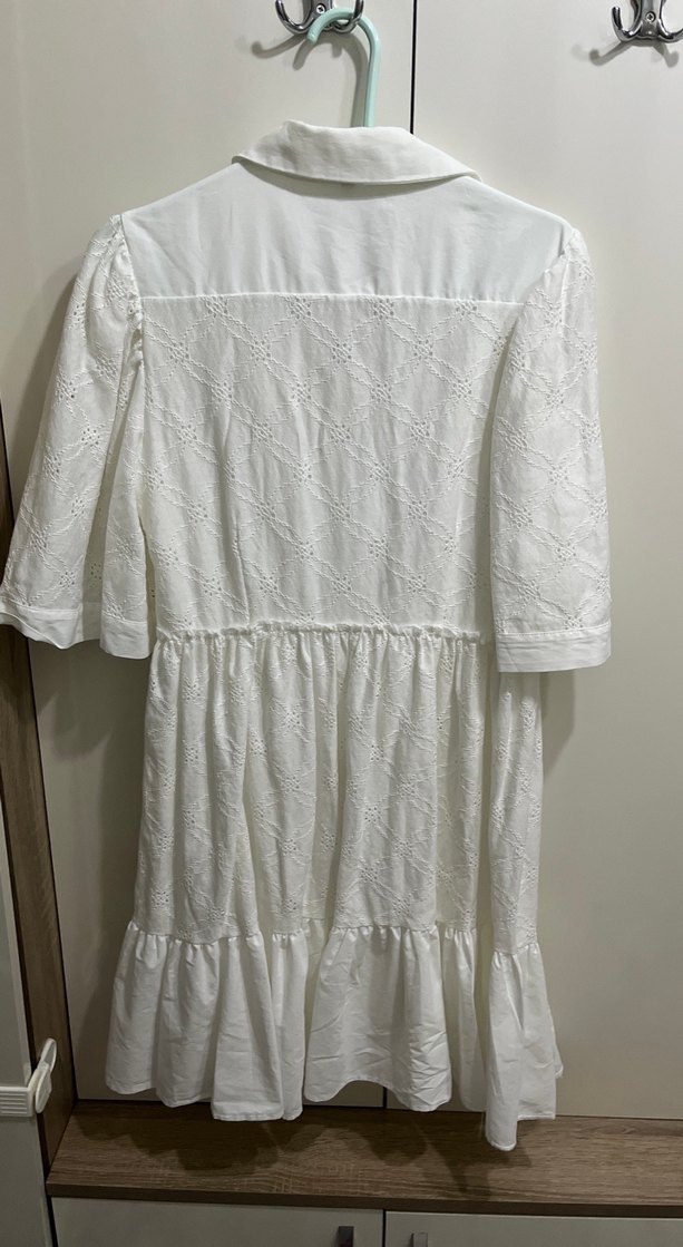 Beyaz Nakışlı Keten Midi Elbise - Görsel 5