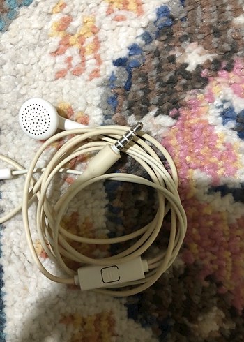 Beyaz Kulak İçi Kulaklık - Görsel 2