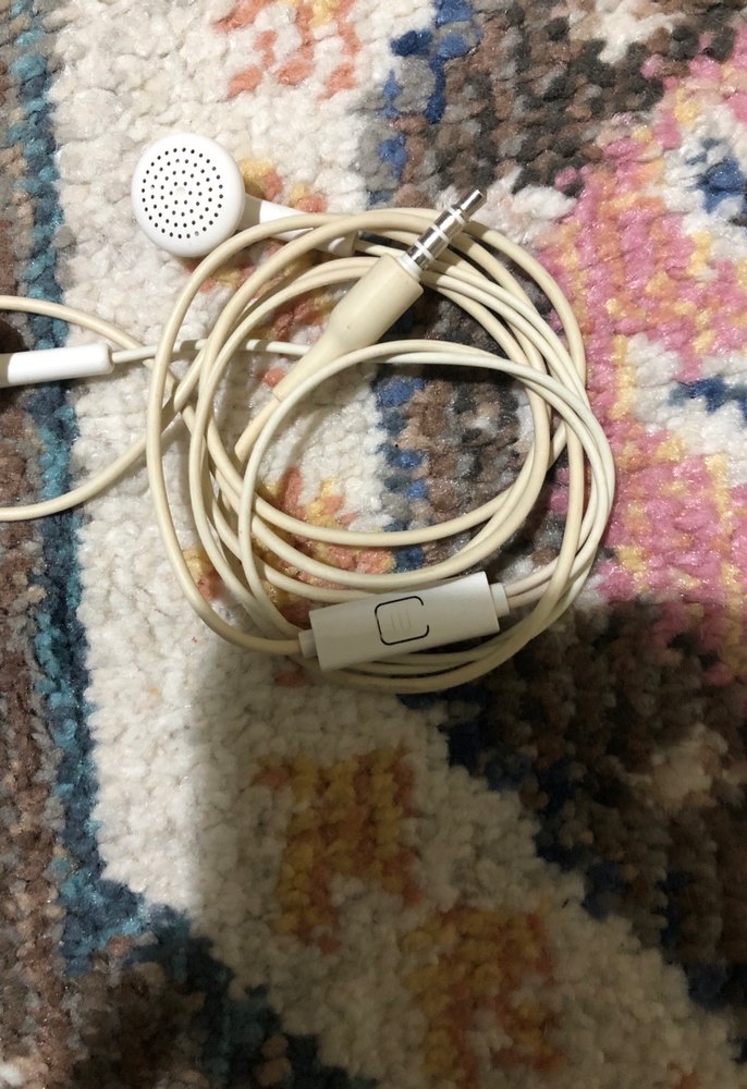 Beyaz Kulak İçi Kulaklık - Görsel 3