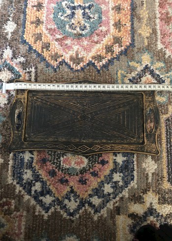 Kahverengi Oyma Desenli Ahşap görünümlü plastik Tepsi - Görsel 3