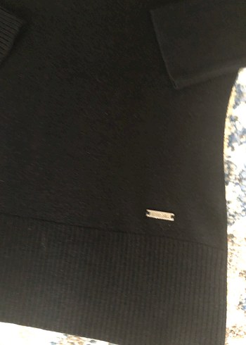 Siyah Uzun Kollu Dar Kesim Kadın Kazak - Görsel 3