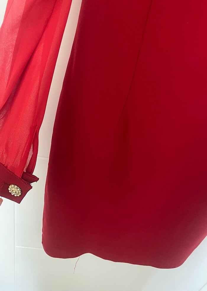 Kırmızı tüllü elbise - Görsel 3