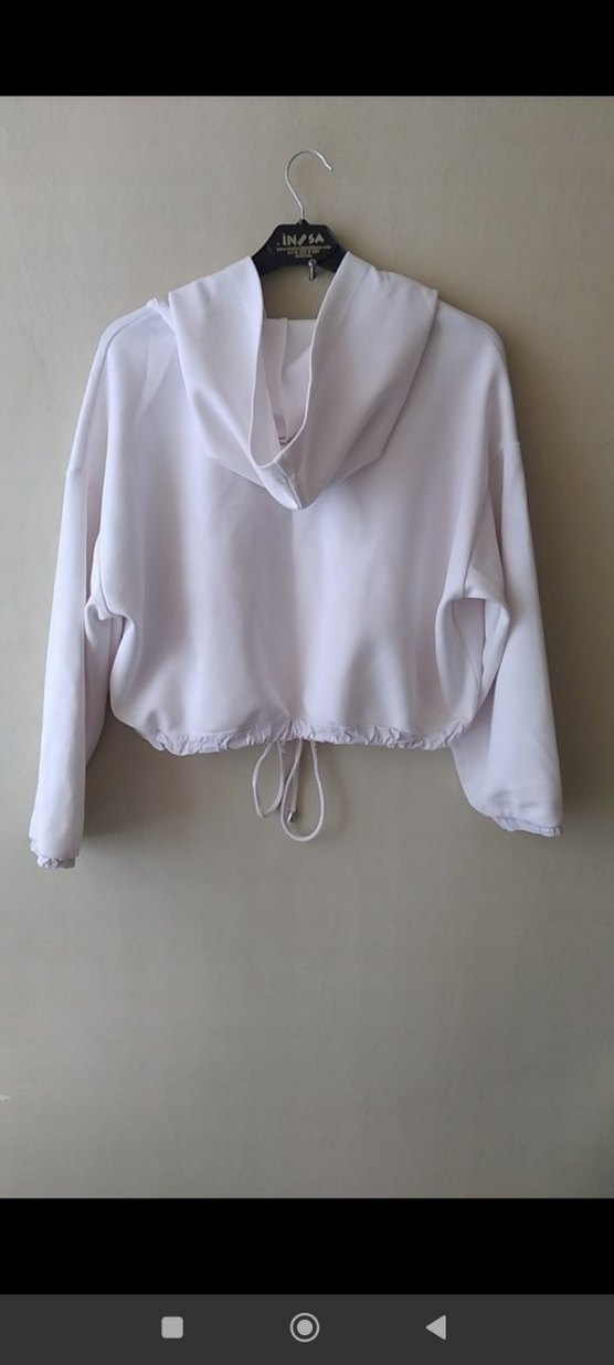 Kadın Beyaz V Yakalı Kısa Sweatshirt - Görsel 2