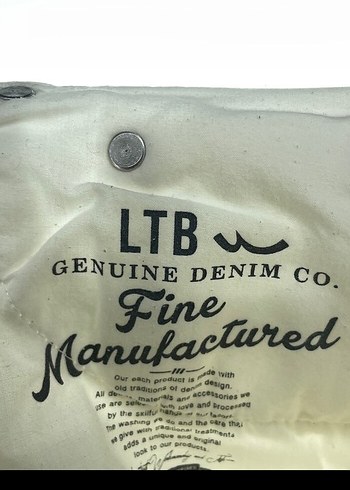 Beyaz Bol Kesim Yırtık Midi Kot Pantolon - Görsel 4