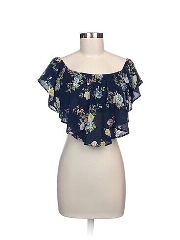 Bershka Bluz %70 İndirimli.