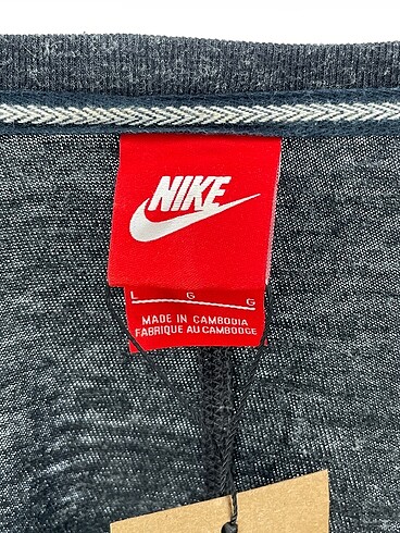 l Beden siyah Renk Nike Kazak / Triko %70 İndirimli.