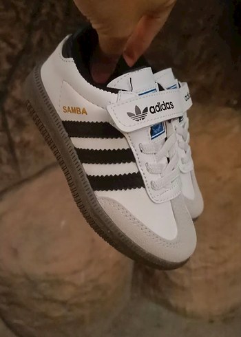 Adidas Beyaz Gri Erkek Çocuk Spor Ayakkabı