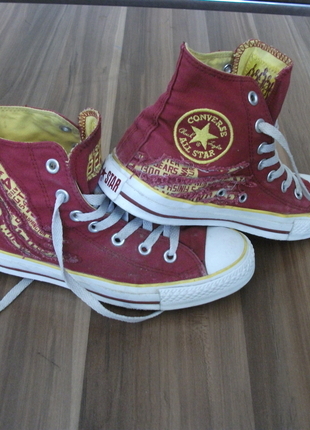 37 Beden kırmızı Renk ORJİNAL CONVERSE BLACK FIVES
