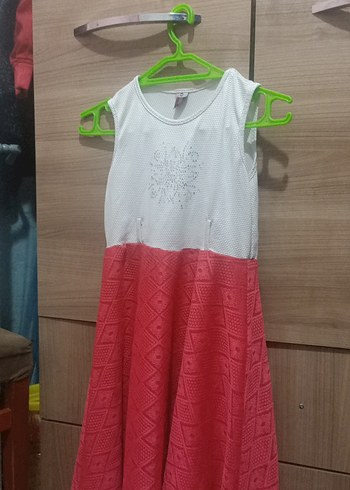 Kolsuz Pileli Kız Çocuk Elbisesi - Görsel 2