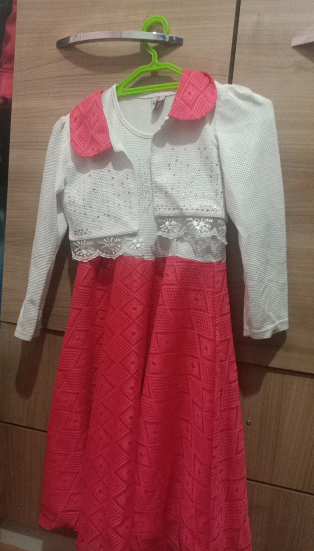 Kolsuz Pileli Kız Çocuk Elbisesi - Görsel 3