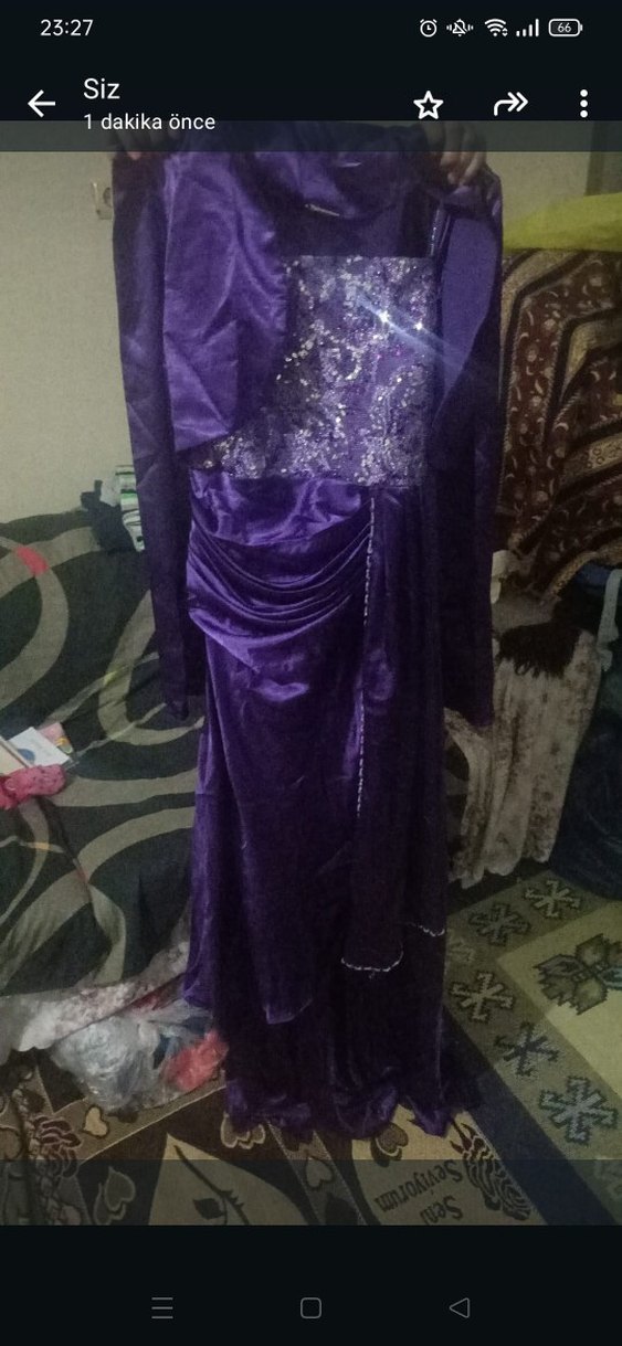Mor üstünde bolerolu askılı abiye - Görsel 3
