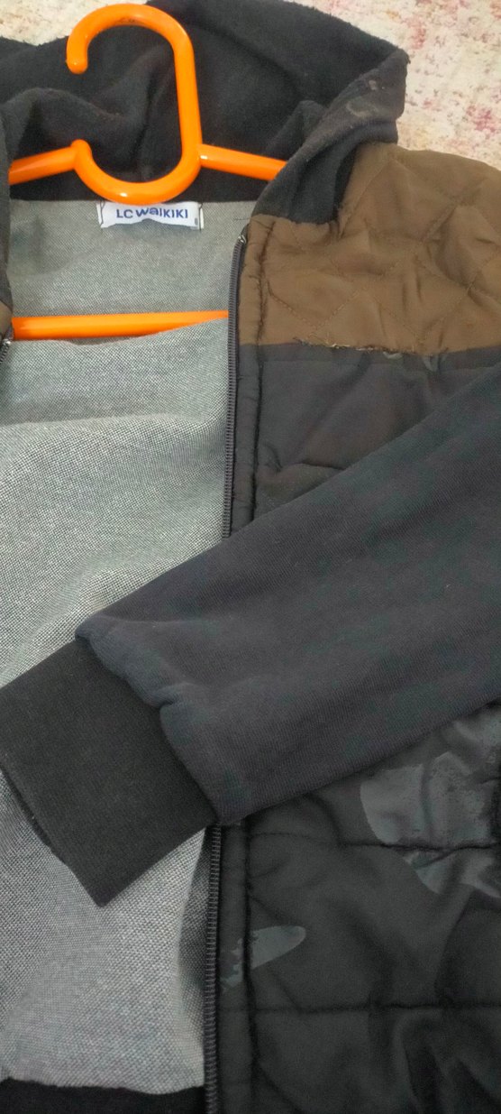 Kızaklı Kapüşonlu Kahverengi Erkek Çocuk Montu - Görsel 5