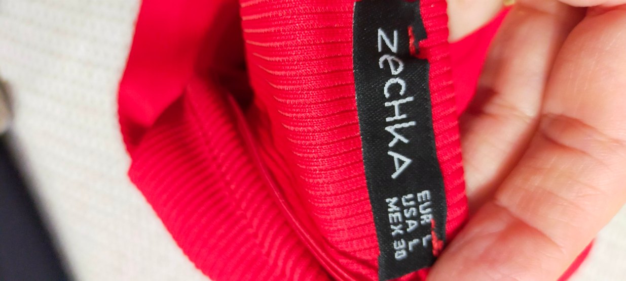 Kırmızı Askısız Kadın Atlet - Görsel 3