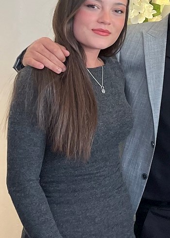 Gri Yüksek Yakalı Uzun Denim Elbise - Görsel 3