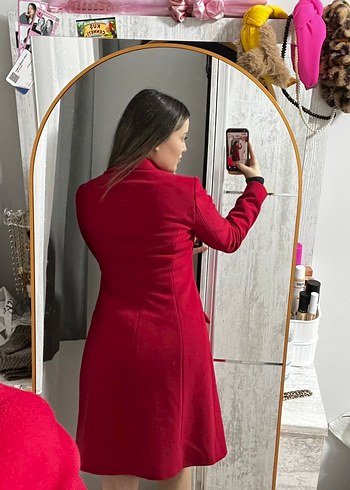 Kırmızı Düğmeli Midi Kadın Kaban - Görsel 4