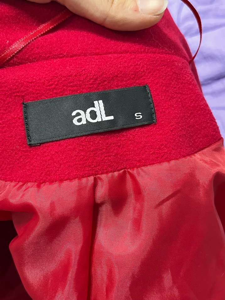 Kırmızı Düğmeli Midi Kadın Kaban - Görsel 5