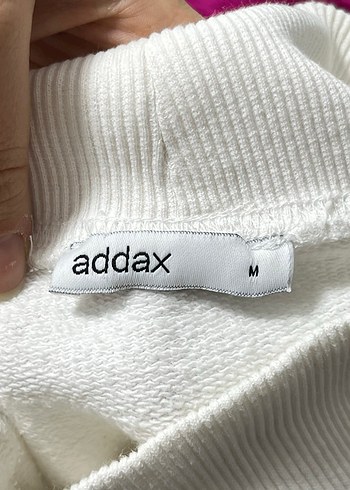 Beyaz Yüksek Yakalı Rahat Kadın Sweat - Görsel 5