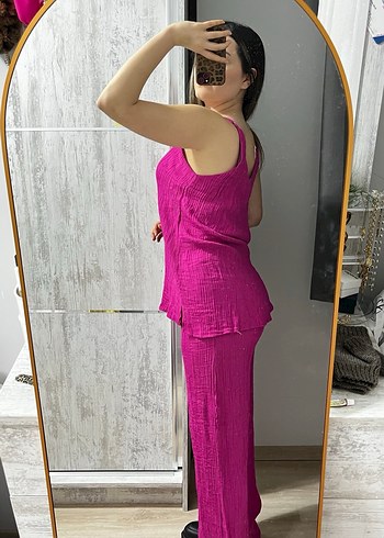 Pembe Salaş Takım - Görsel 3