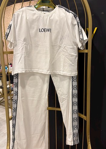 Diğer Loewe Beyaz İki Parcali Takim