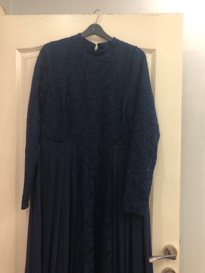 Lacivert Uzun Kollu Piliseli Uzun Elbise - Görsel 2