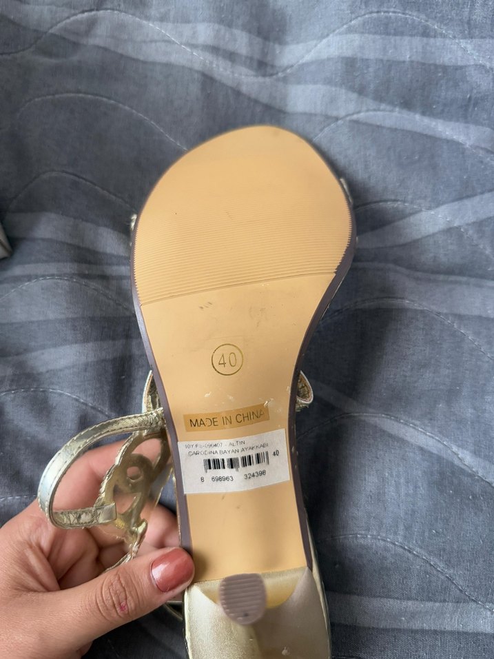 Altın Renkli parlak taşlı - Görsel 3