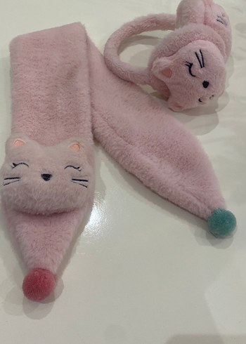 Peluş atkı ve kulaklık - Görsel 5